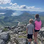 Hébergement de vacances Nakkentunet - Familievennlig Hus Pa Gardstun.