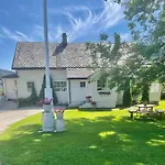 Nakkentunet - Familievennlig Hus Pa Gardstun. Hébergement de vacances *