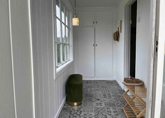 Casa de Férias Nakkentunet - Familievennlig Hus Pa Gardstun. *