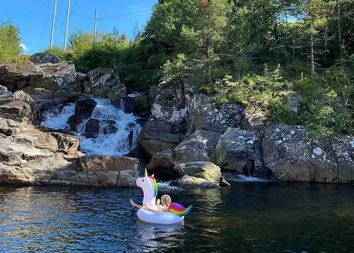 Nakkentunet - Familievennlig Hus Pa Gardstun. *