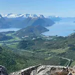 Nakkentunet - Familievennlig Hus Pa Gardstun. Casa vacanze *