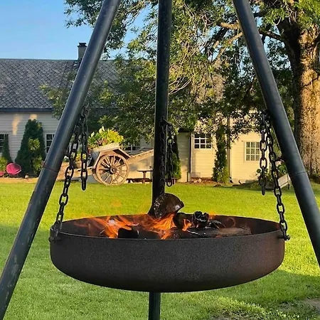 Nakkentunet - Familievennlig Hus Pa Gardstun. Feriehus *